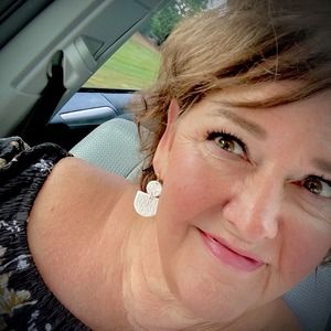 Meet your Posher, Anne